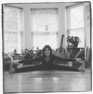 Mina Semyon Distracted Centipede Allspirit